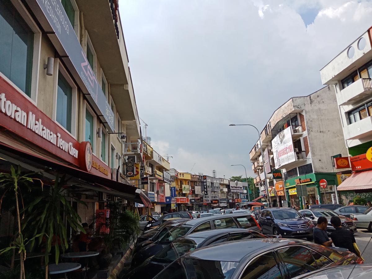 Hotel Zamburger Taman Segar - Previously Home Inn Taman Segar Kuala Lumpur Esterno foto